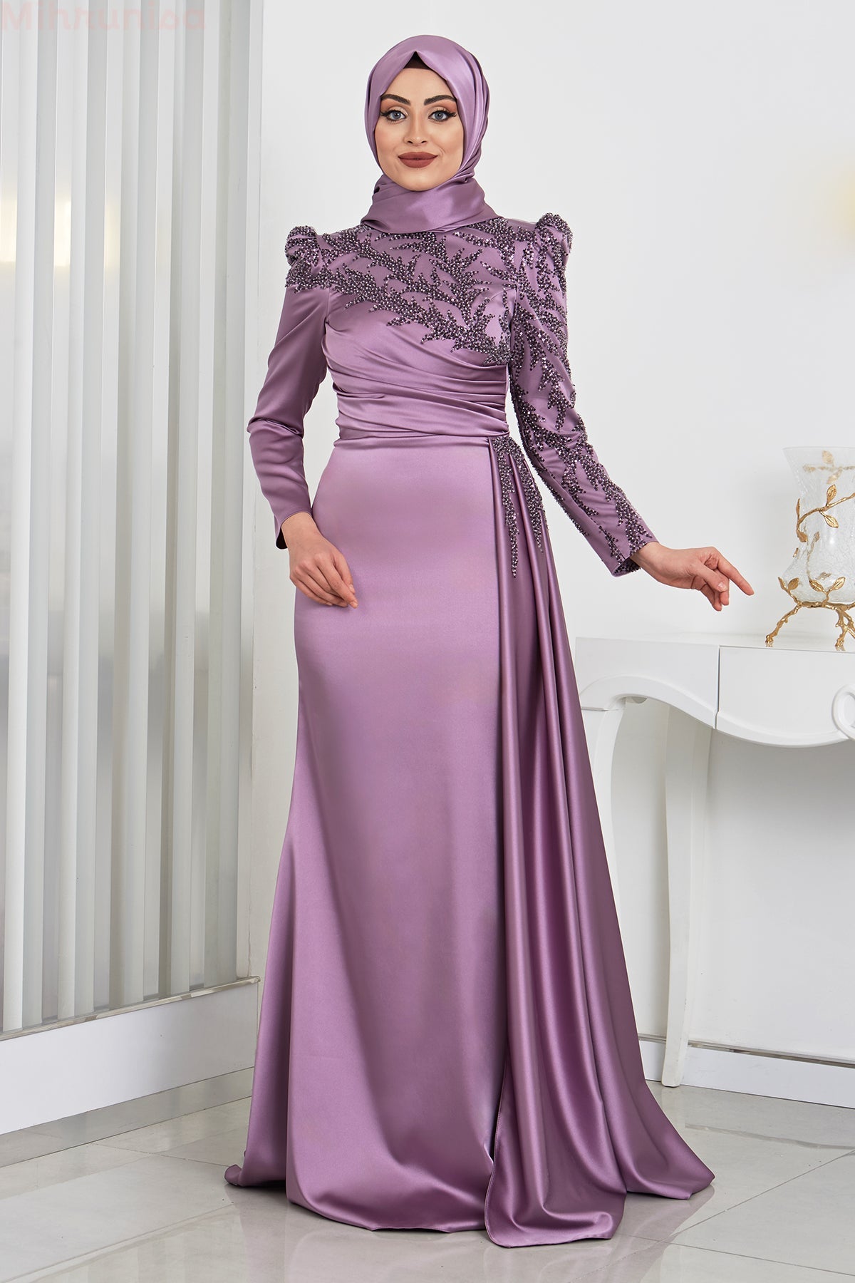 Rosa Abiye - RZRSA1503