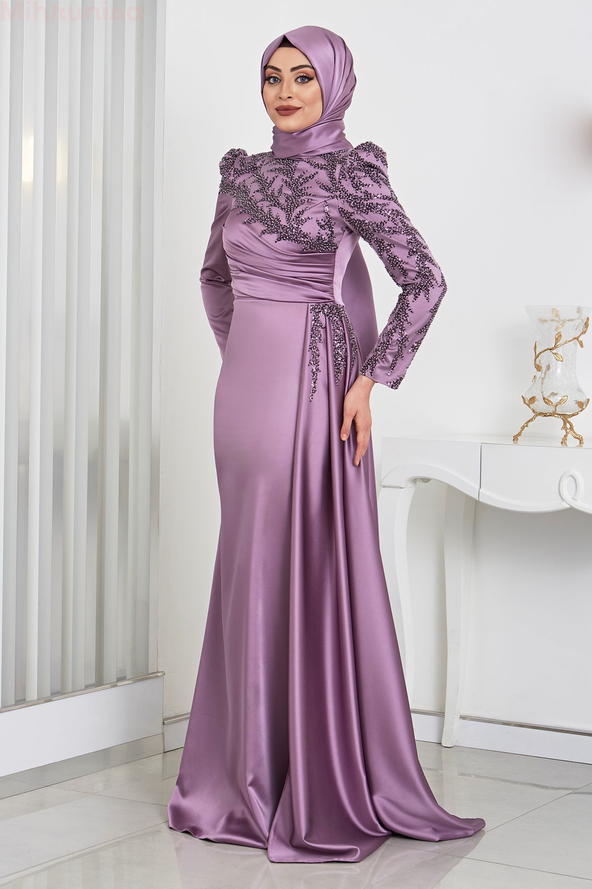Rosa Abiye - RZRSA1503