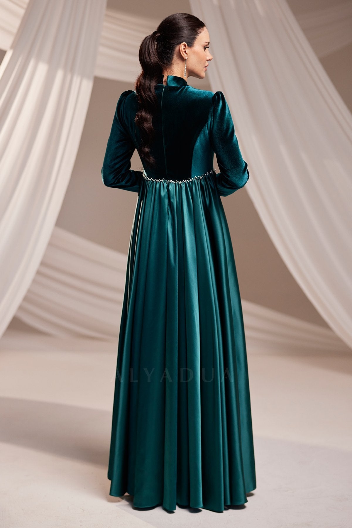 Elmira Abiye - BBALM2603