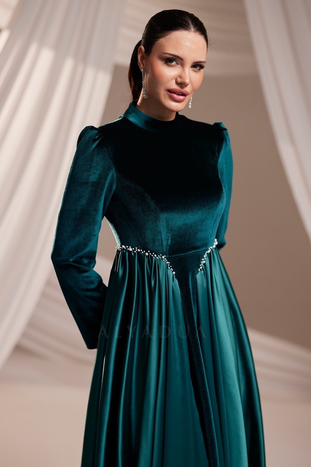 Elmira Abiye - BBALM2603