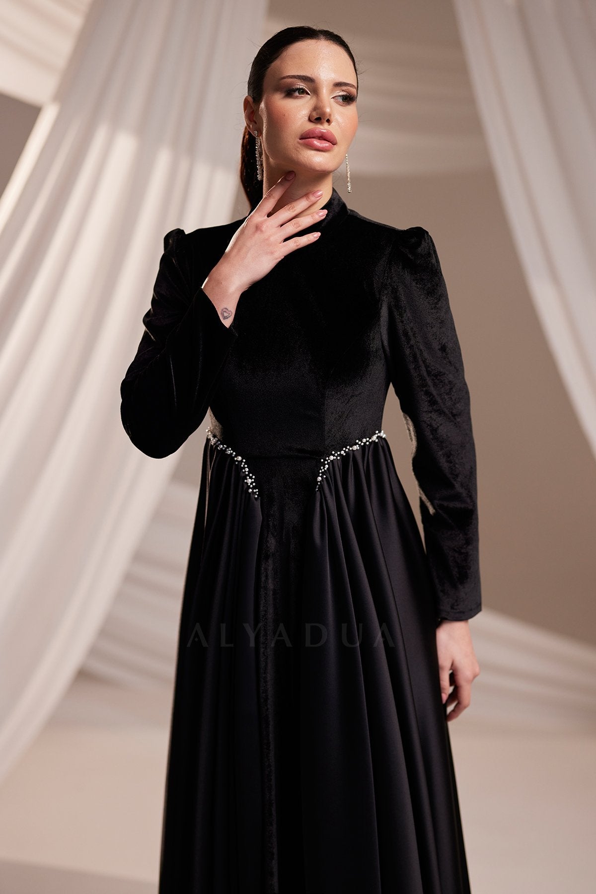Elmira Abiye - BBALM2603
