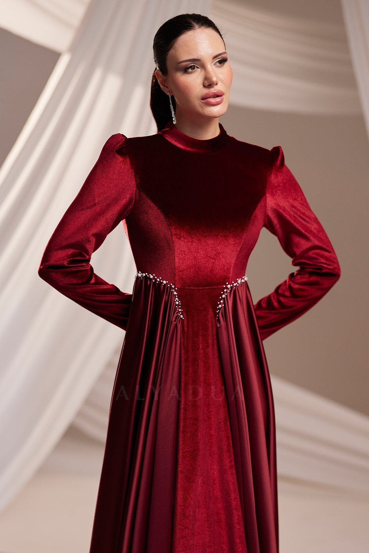 Elmira Abiye - BBALM2603