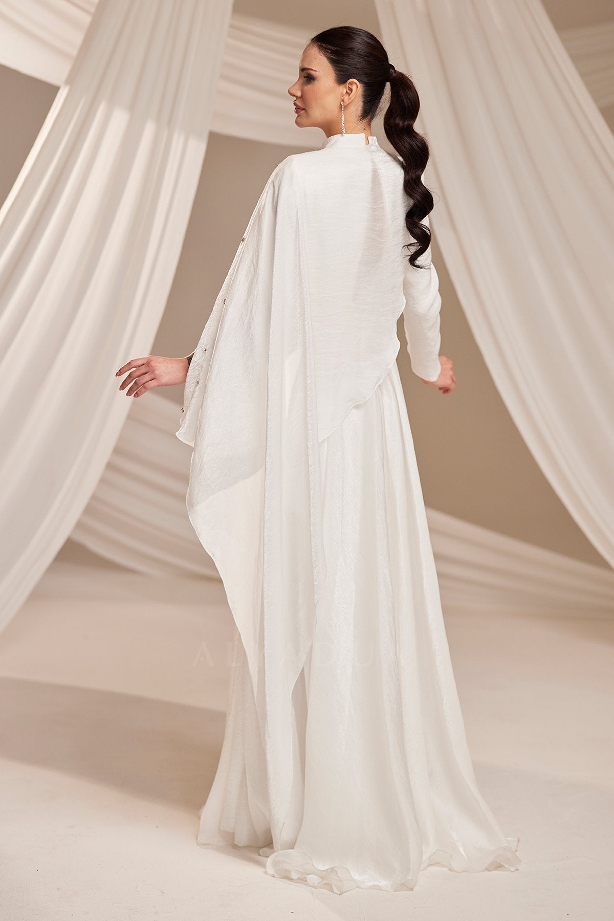 Hendy Abiye - BBHND2603