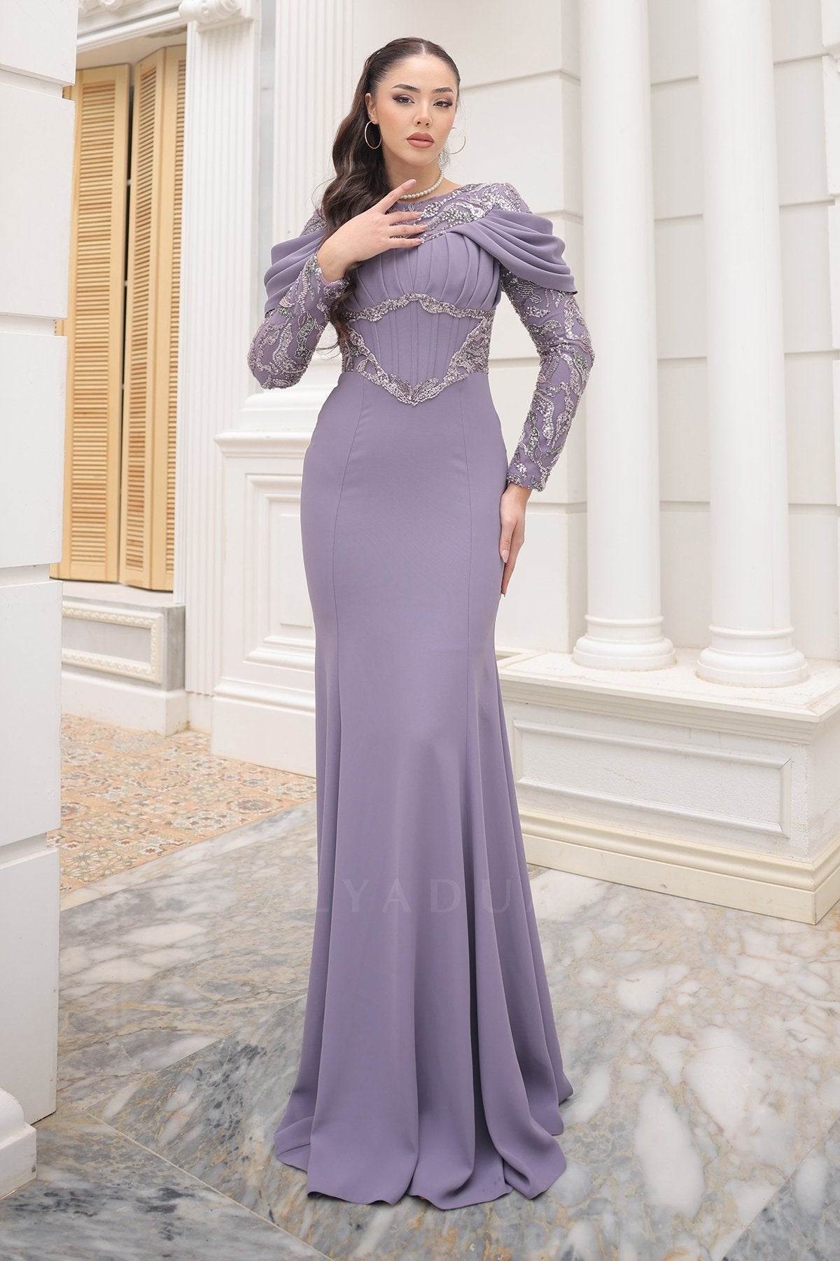 April Abiye - RZAPR1504