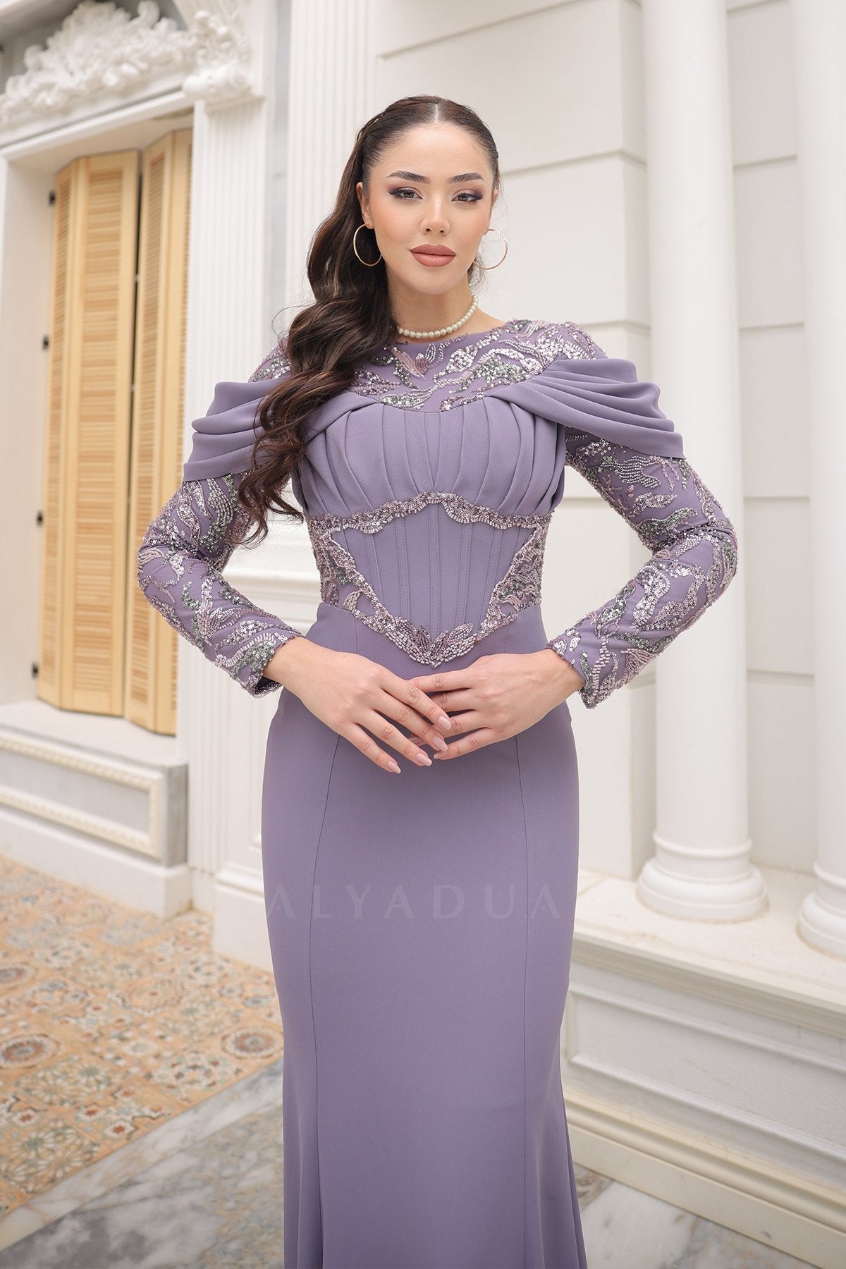 April Abiye - RZAPR1504