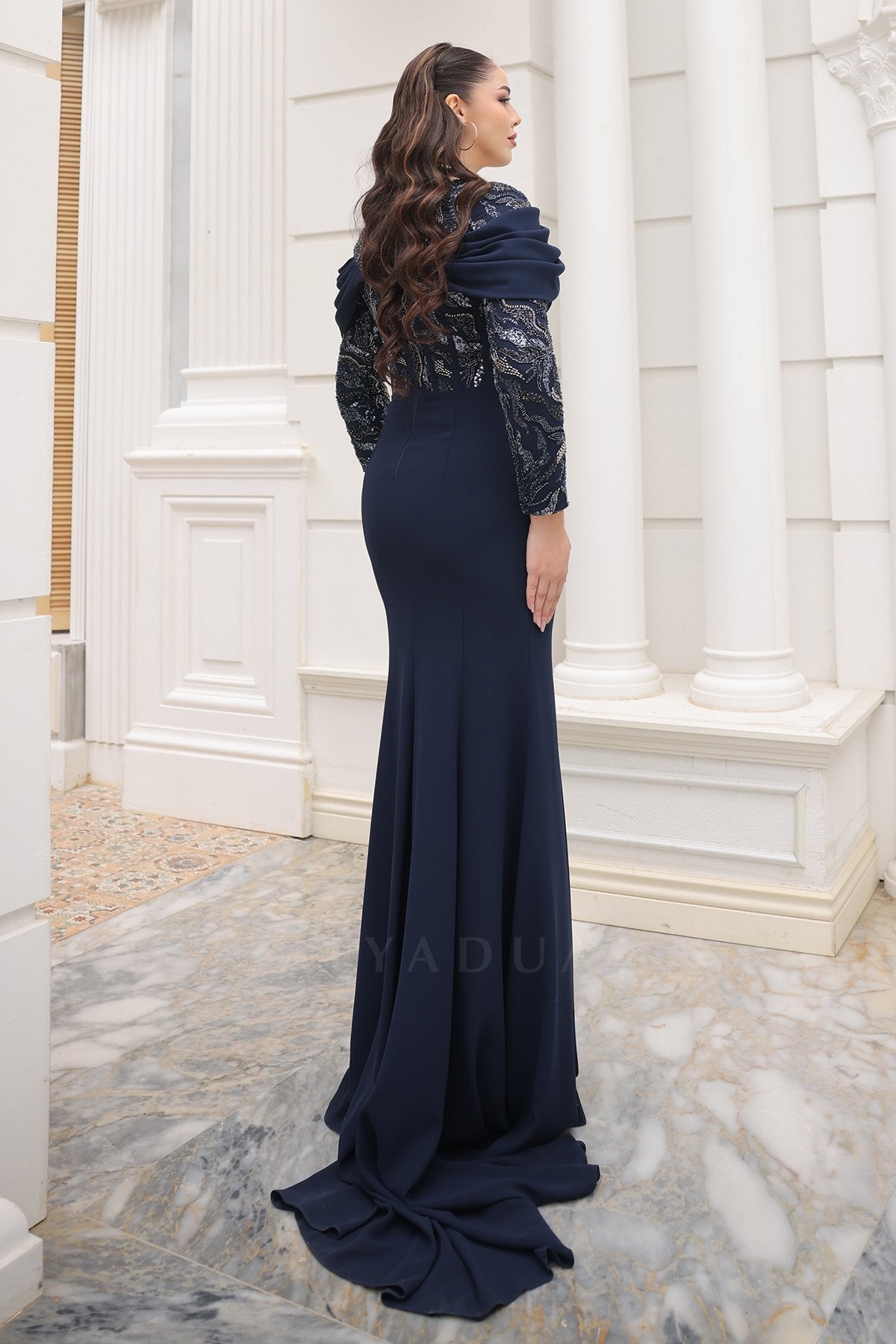 April Abiye - RZAPR1504