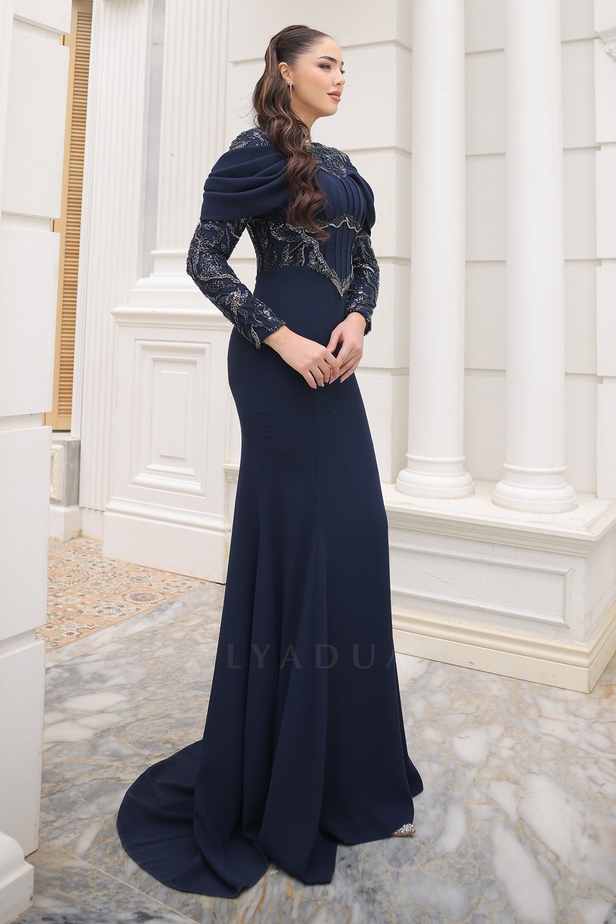 April Abiye - RZAPR1504