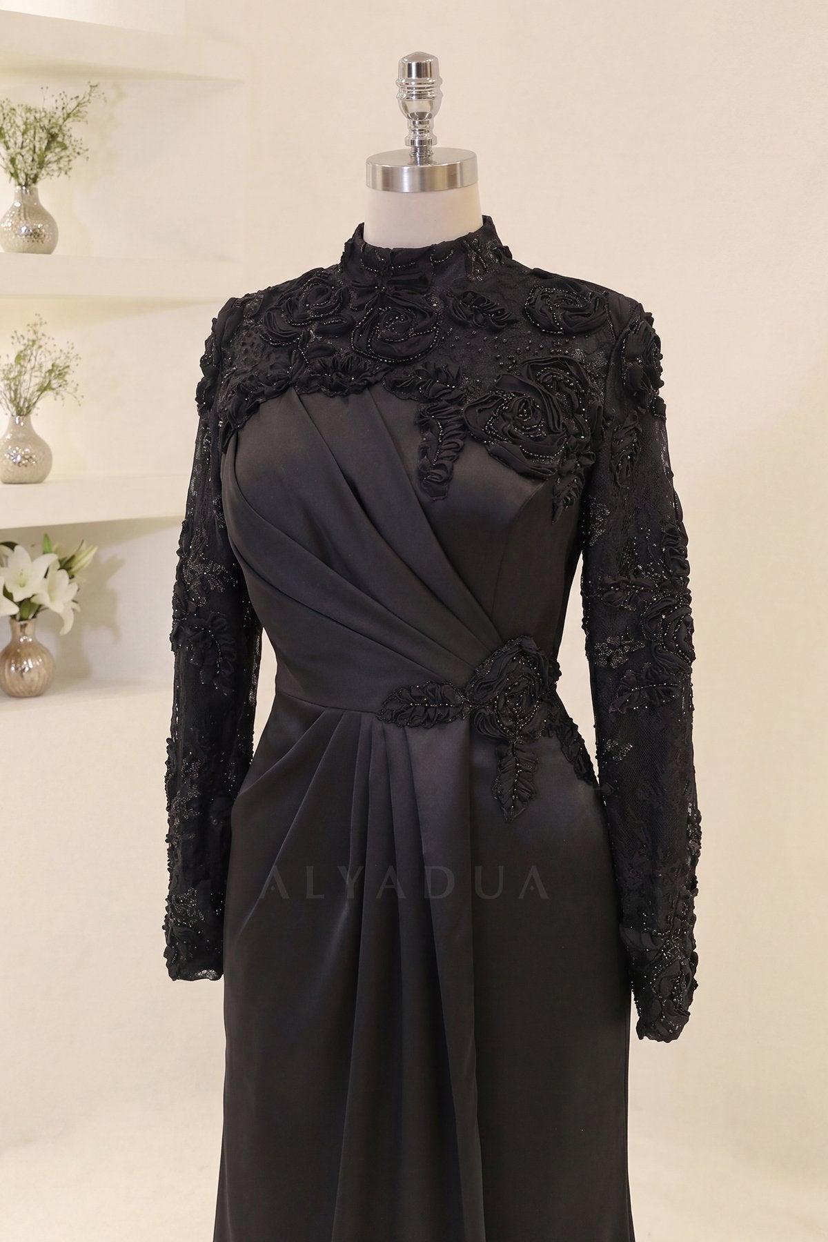 Aplikeli Ravena Abiye - NKRVN1007